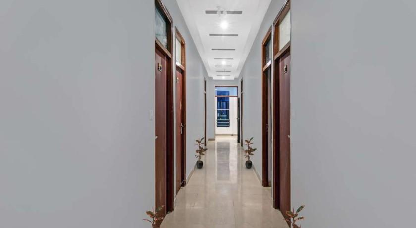 Swaroop Inn in Lucknow