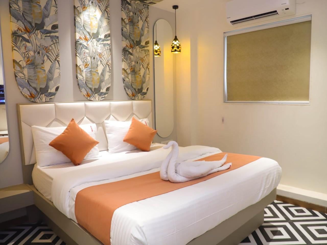 Ashraya Guest House in Thane
