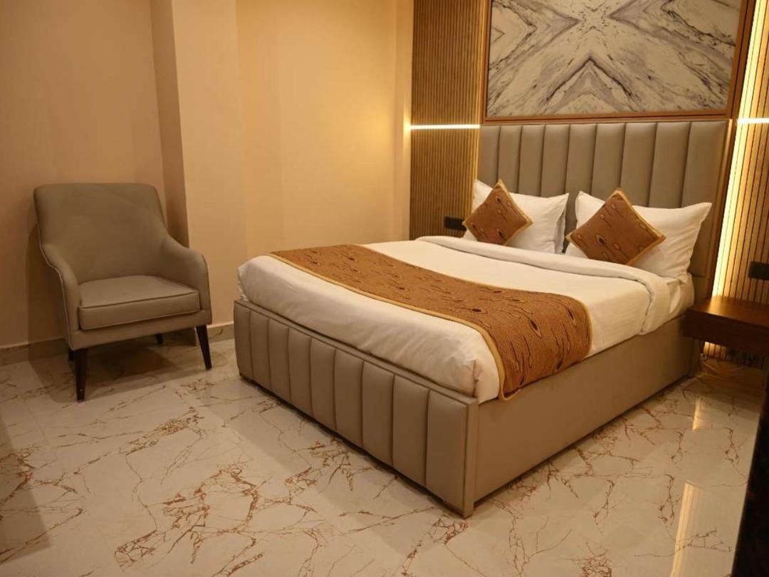 Hotel Picasso in Prayagraj