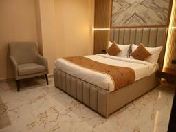 Hotel Picasso in Prayagraj