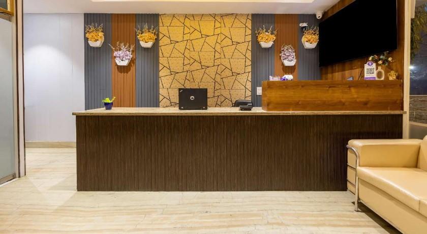 Hotel Ginger Plaza in Noida