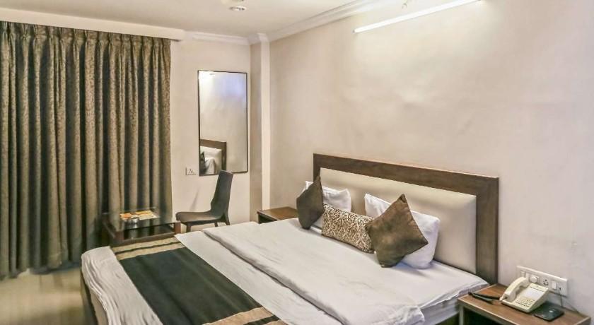 Hotel Iris in Pune