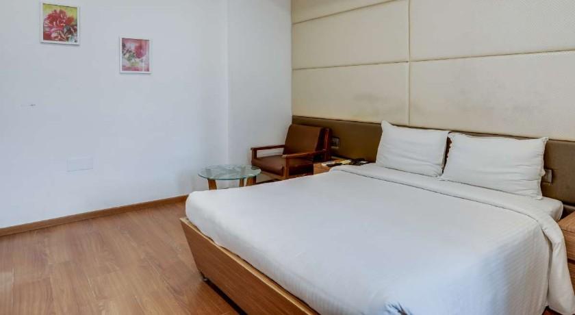 Brownstar Boutique Hotel in Chennai