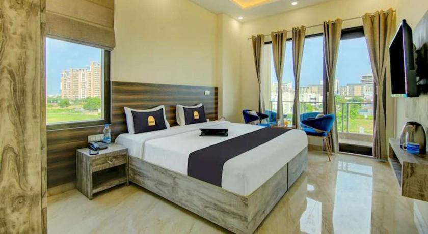 Hotel Elite Oak in Gurgaon