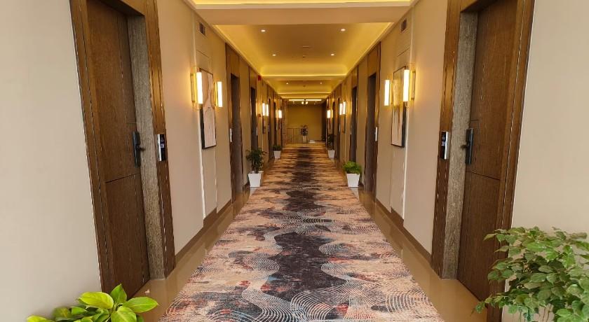 Hotel La Arriba in Ahmedabad