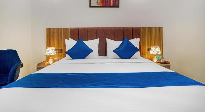 Hotel Sky View in Zirakpur