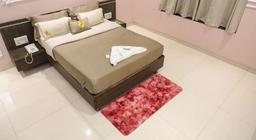 Hotel Grand Bee Residency in Thane
