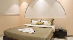 Hotel Grand Bee Residency in Thane