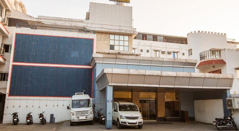 Hotel Mount Heera in Chennai