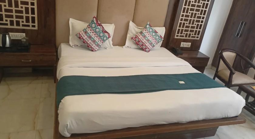 Hotel Indo Continental in Delhi