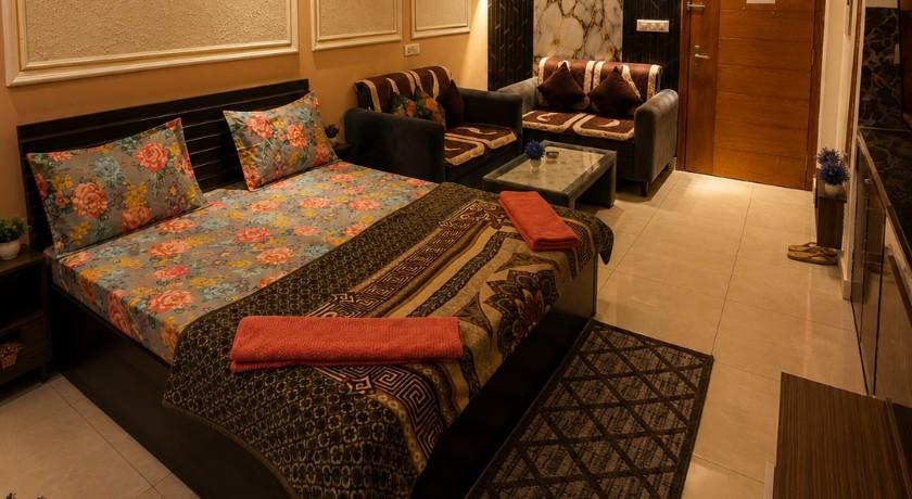 Darshana Studios in Noida