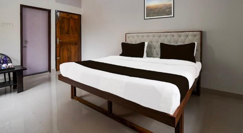 Hotel Crystal Inn in Bhubaneswar