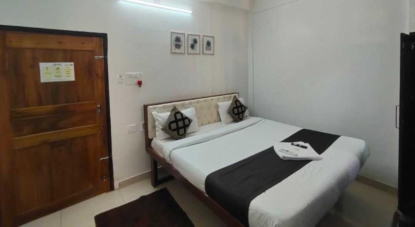 Hotel Crystal Inn in Bhubaneswar