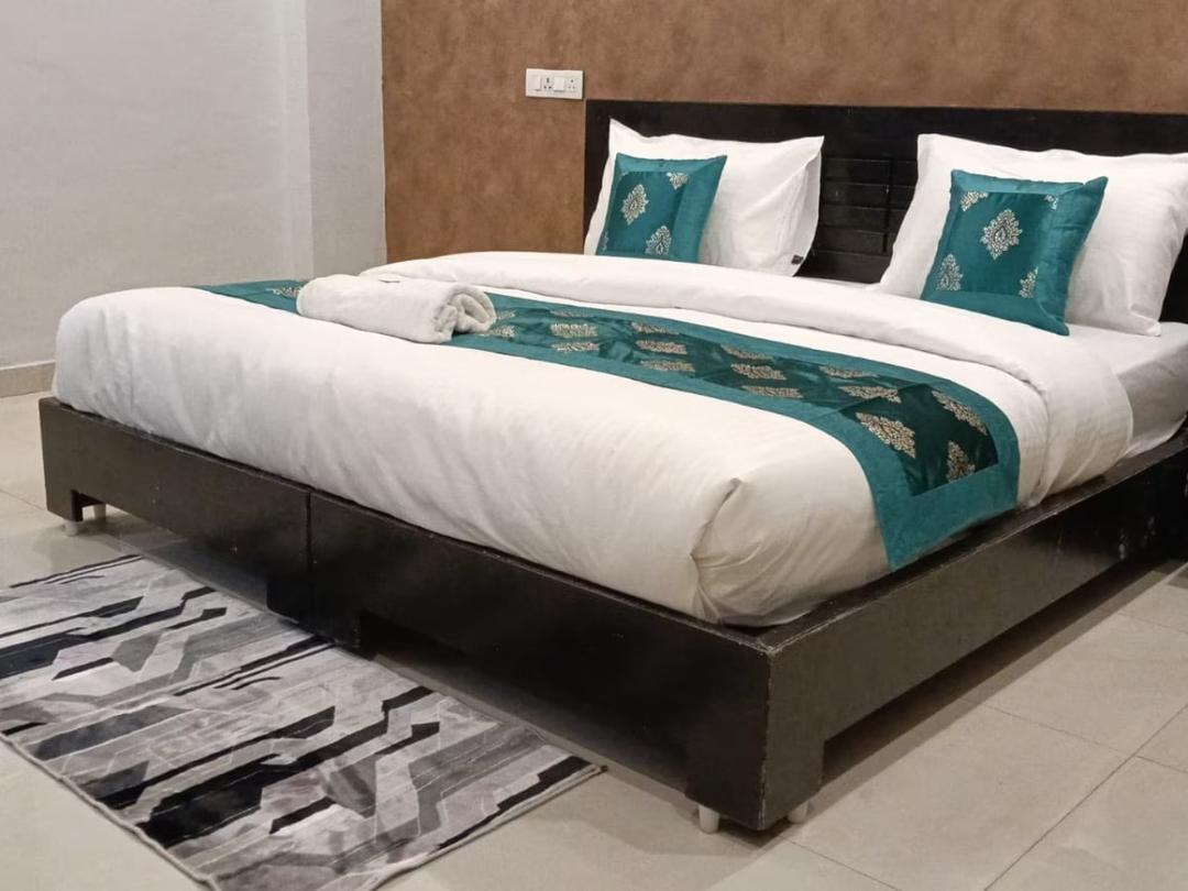 The Pearl Pavilion Hotel in Gurgaon