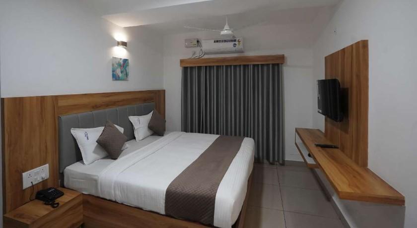 Hotel Luciya International in Mysore