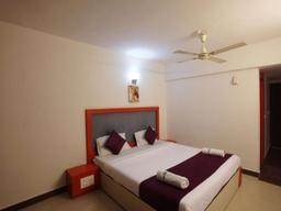 Hotel Luciya International in Mysore