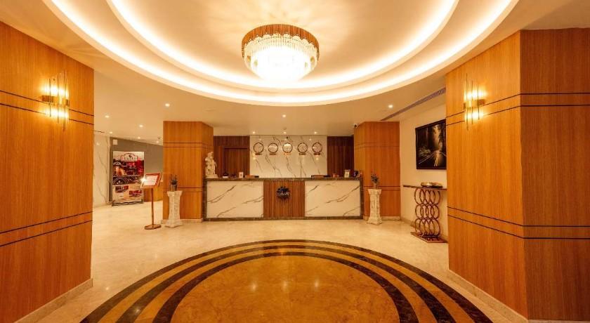 Hotel Grand Serene in Mysore