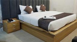 M2N Zaarang Inn in Lucknow