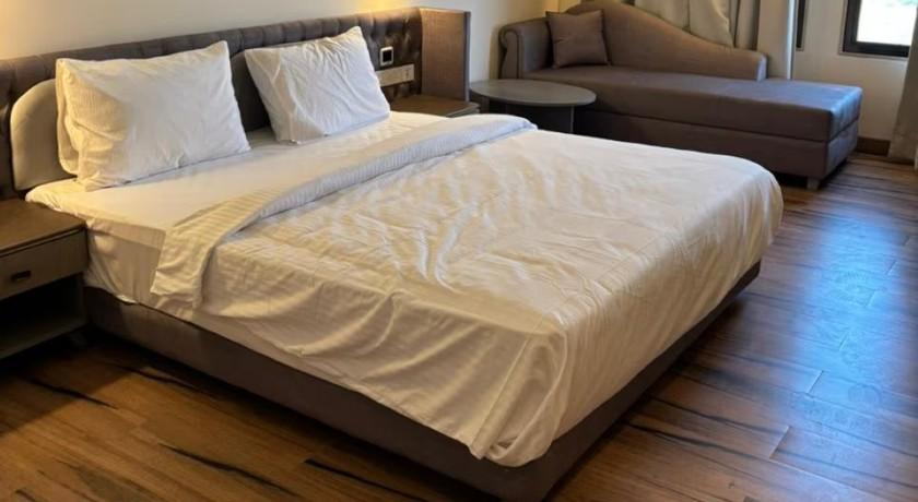 Essentia Luxury Hotel and Convention in Nagpur