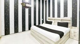 Hotel Mansa Lawn in Lucknow