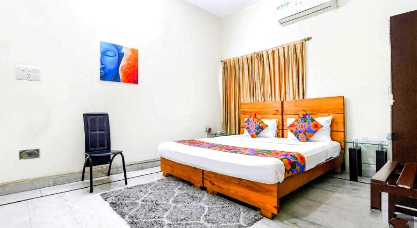 Next Generation Guest House in Kolkata