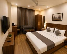 Hotel Golden Grand in Ghaziabad