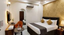 Hotel Aroha Stayz in Noida