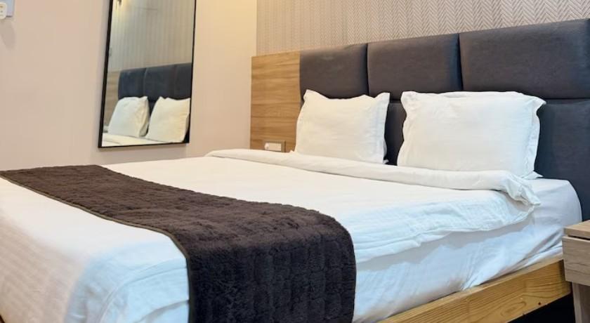 The Hotel Phoenix Inn in Indore