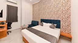 Hotel Shine International in Mysore