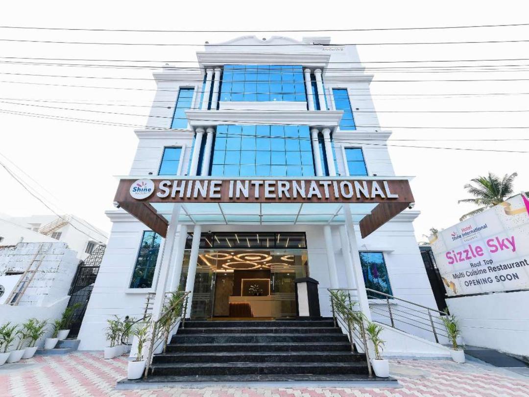 Hotel Shine International in Mysore