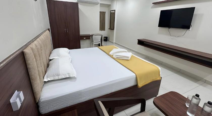 Hotel Iris Grand in Bangalore