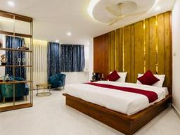 Hotel AK Grand in Mangalore