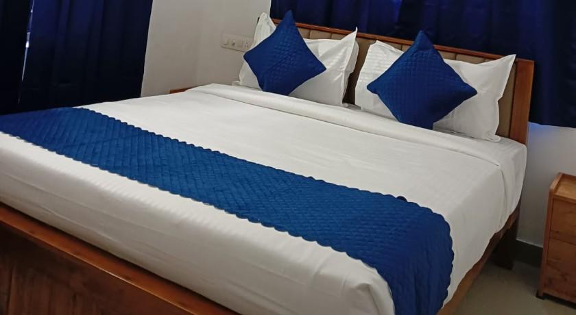 Aura Suites Aluva in Kochi
