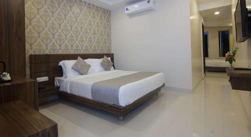 Strand Resort in Lonavala