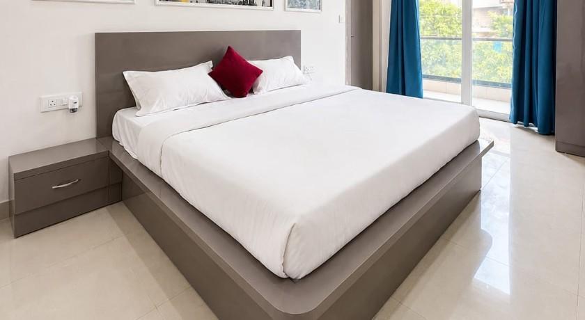 Hotel Blue Fern - Near India Expo Center & Mart in Noida