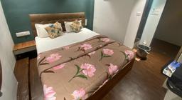 Nidhivan Hotel And Rooms in Surat