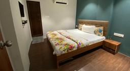 Nidhivan Hotel And Rooms in Surat