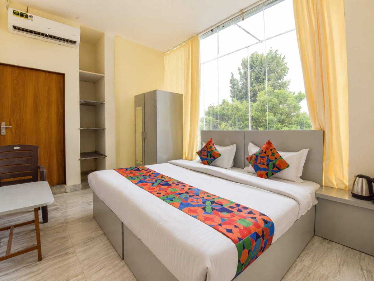 Hotel Purvi Stay in Jaipur