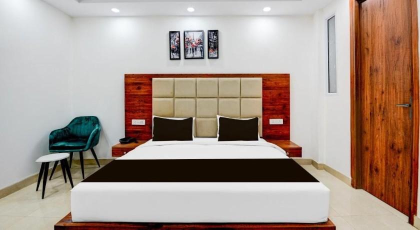 Hotel Evergreen in Faridabad