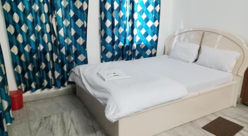 Hotel Raviz in Kolkata