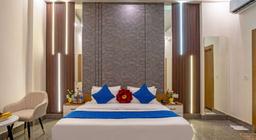 Hotel Saffron Stays in Noida