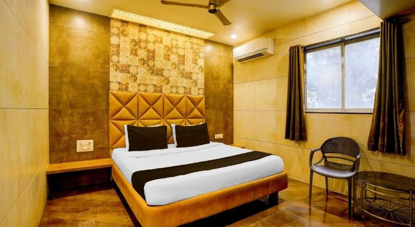 Hotel Diana Palace Ulhasnagar in Thane