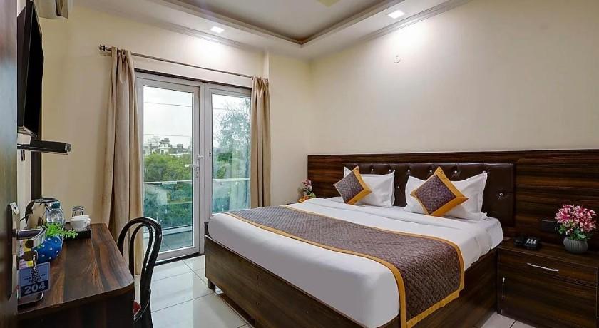 Hotel Vibe BLU Expo Expressway in Noida