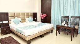 Hotel The Uhas in Lucknow