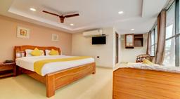 Hotel Padmini Elite in Hyderabad