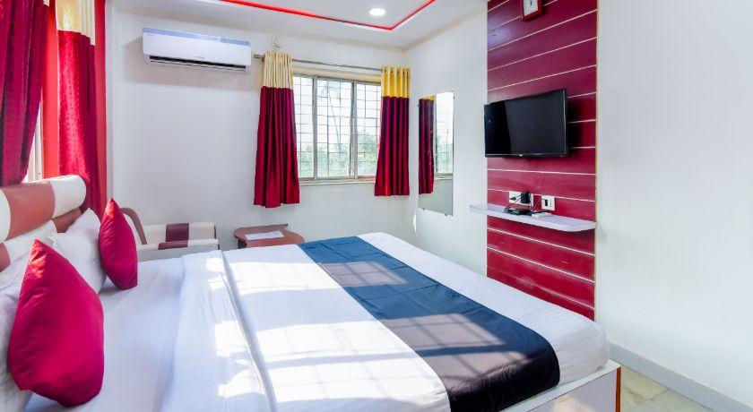 Redstone in Kolkata