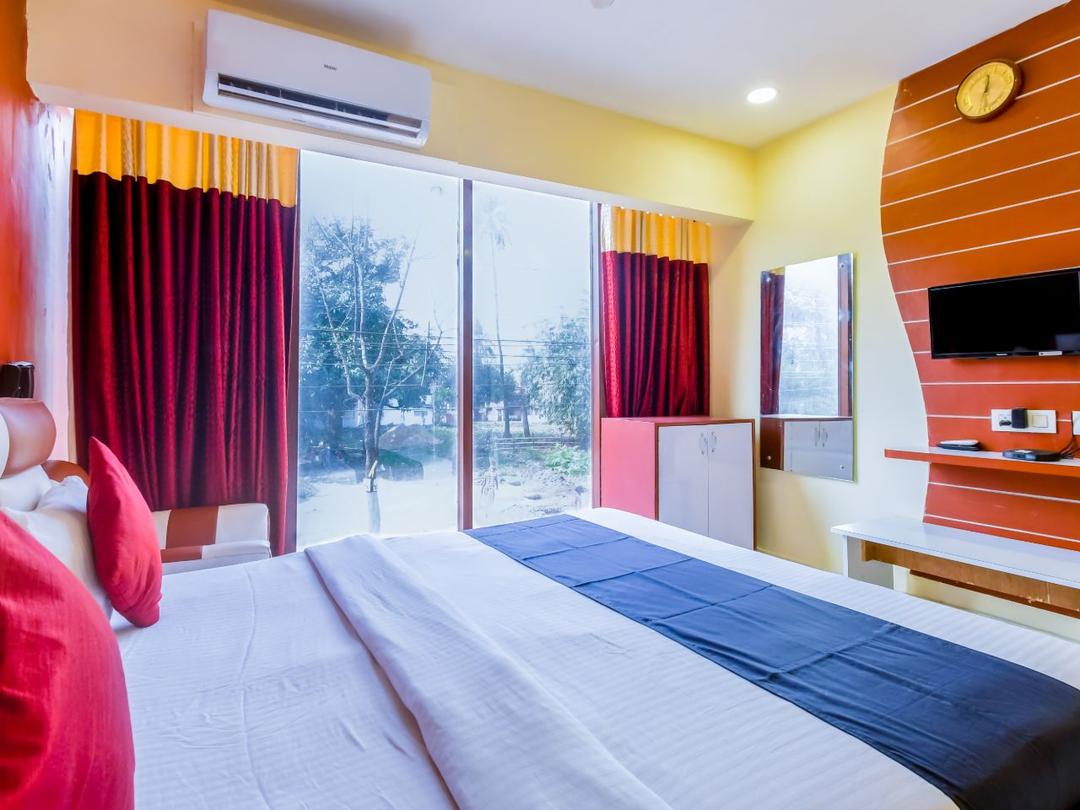 Redstone in Kolkata