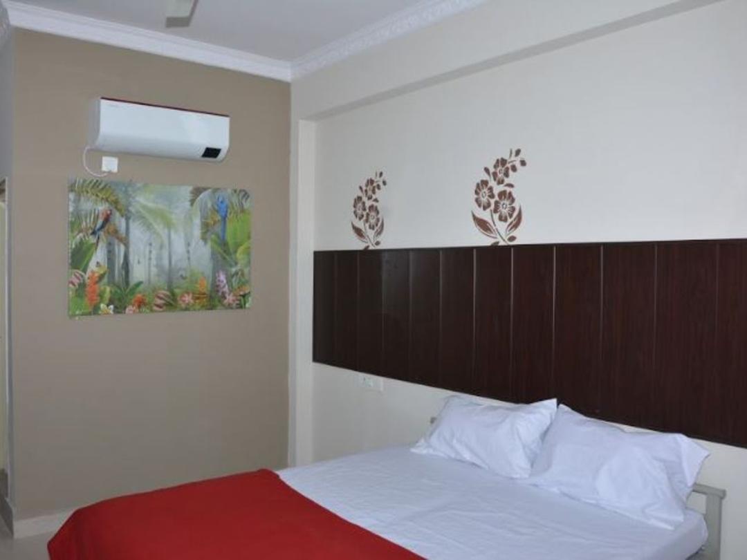 Hotel Sasya Elite in Hyderabad