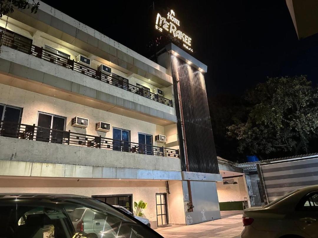 Hotel Merakee in Mumbai
