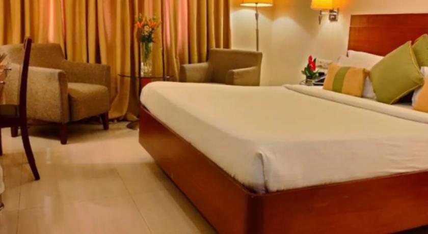 Hampshire Plaza Hotel in Hyderabad
